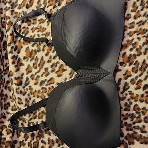 Black Soma Wireless Bra 40D